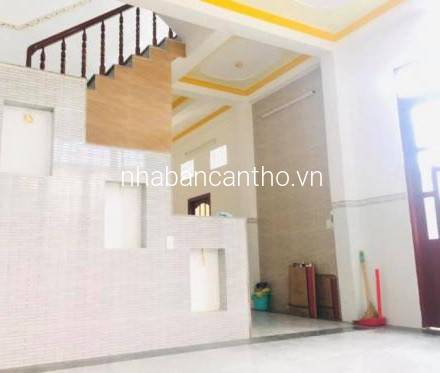 cho thuê nhà góc 2 mặt tiền , 3 tầng kế đai học y dược