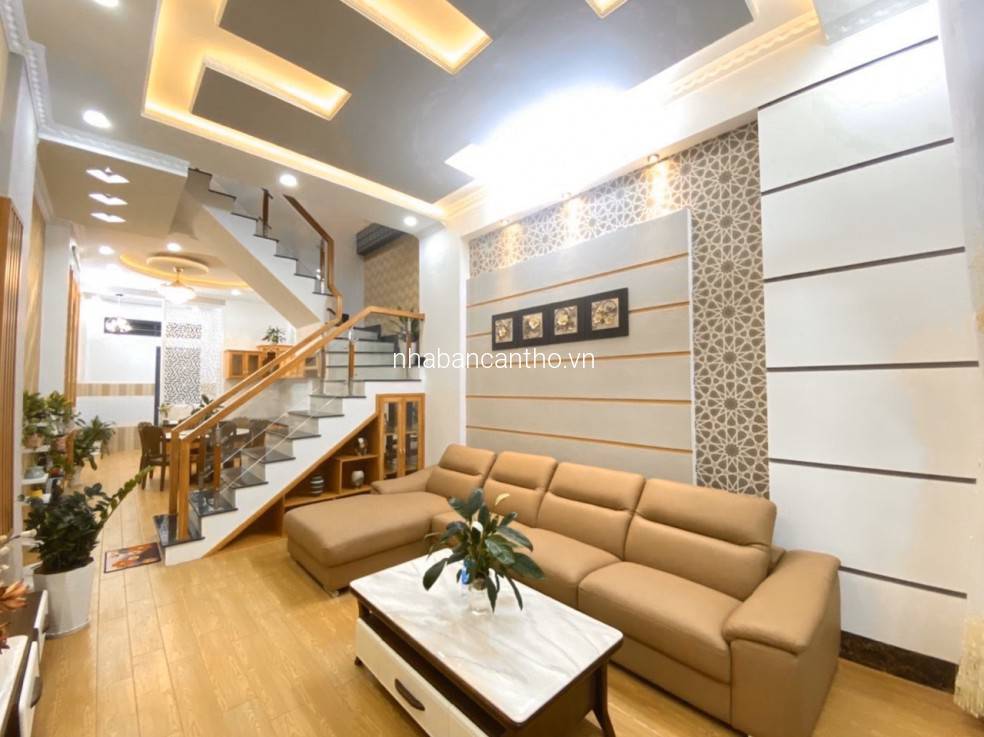 Nhà 1 trệt 2 lầu mới xây kdc thới nhựt 2 - DT: 4x19