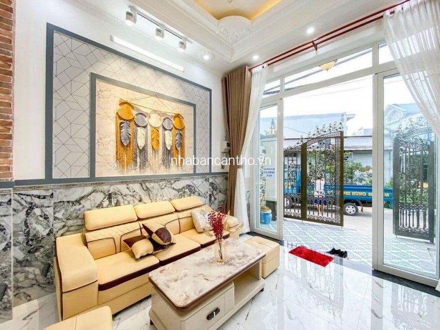 BÁN NHÀ 2 LẦU XÂY MỚI RẤT ĐẸP , LỘ Ô TÔ HẺM THÔNG TIỆN ÍCH XUNG QUANH.