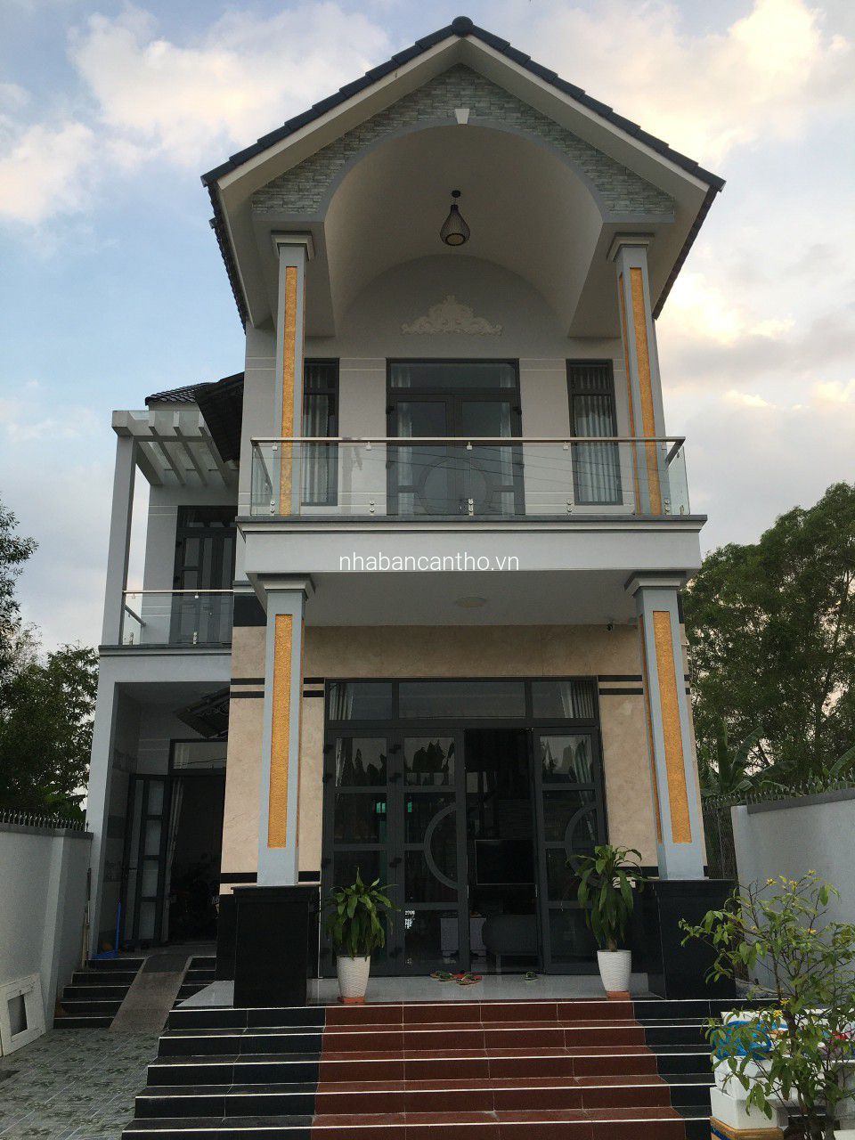 CHÍNH CHỦ BÁN NHÀ TRỆT, LẦU MẶT TIỀN, đường NGUYỄN THỊ TRÂM (đường Trốn trạm thu phí Số 10)_Điện thoại: 0939.175.028