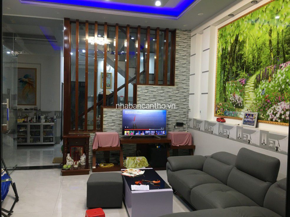 CHÍNH CHỦ BÁN NHÀ TRỆT, LẦU MẶT TIỀN, đường NGUYỄN THỊ TRÂM (đường Trốn trạm thu phí Số 10)_Điện thoại: 0939.175.028