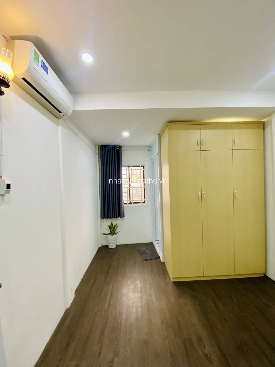 CHỦ NGỘP GIẢM 150TR CÒN 1TỶ600, NHÀ ĐẸP GIÁ RẺ 1T1L HẺM 2 LÊ ANH XUÂN