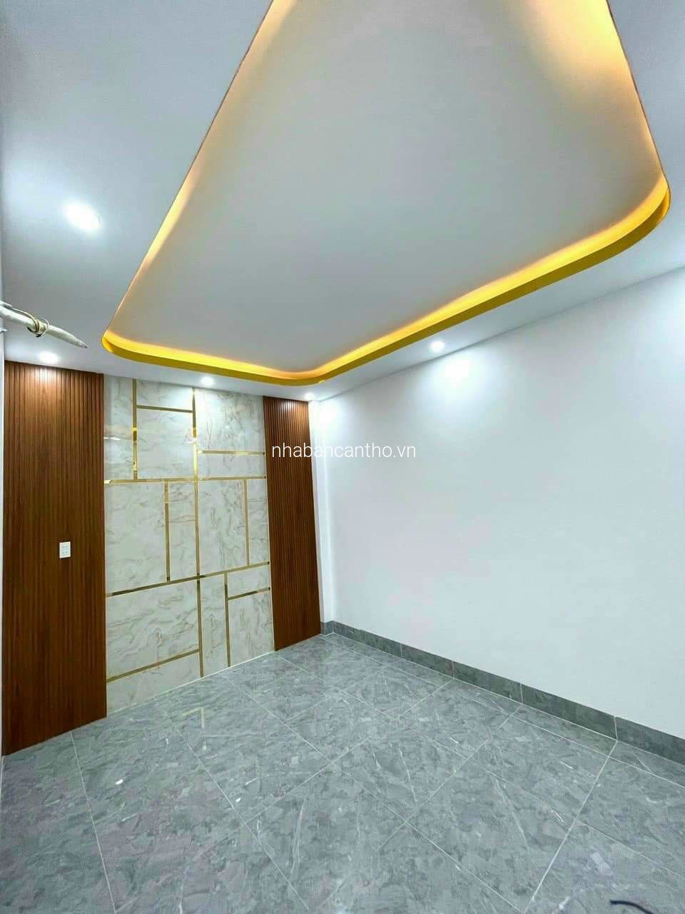 NHÀ ĐẸP LỘ NGÂN HÀNG - 0931.0000.94