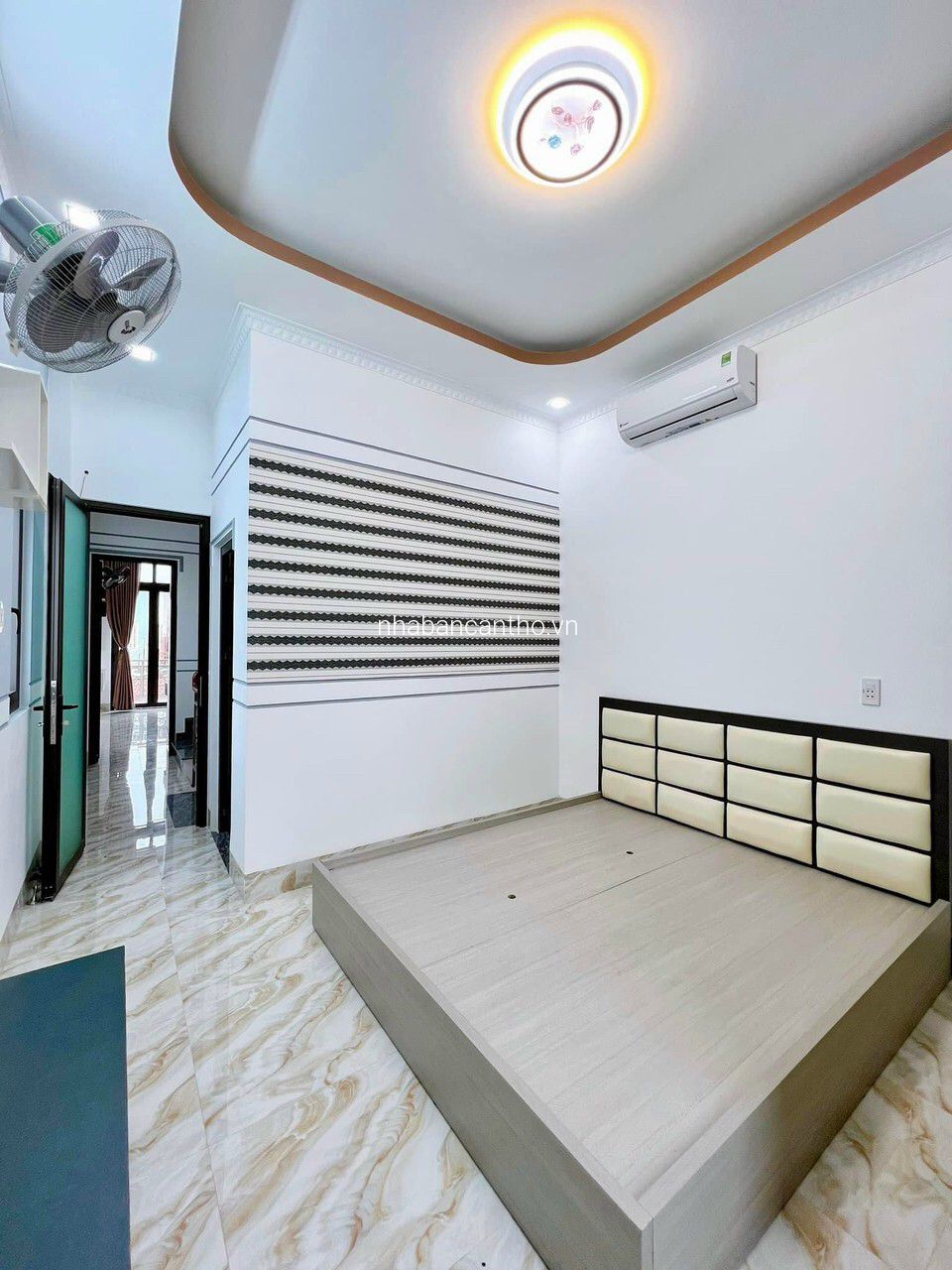 NHÀ MẶT TIỀN HẺM 54 HÙNG VƯƠNG THUẬN TIỆN KINH DOANH