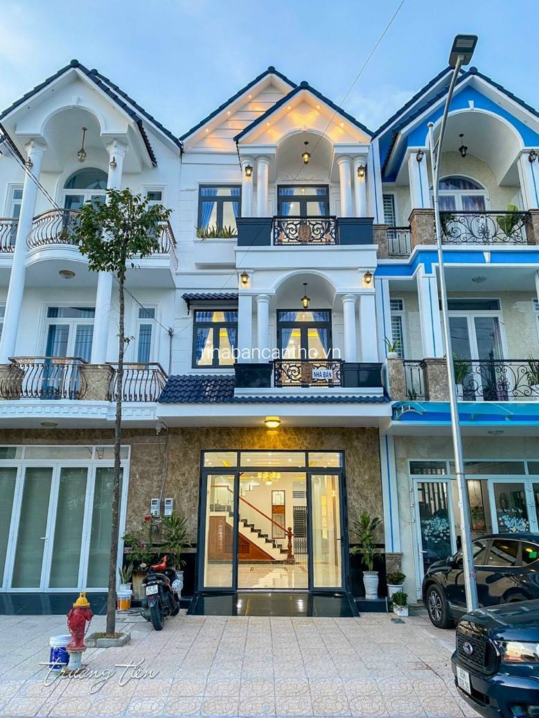 BÁN NHÀ TRỆT 2 LẦU KIỂU DÁNG BIỆT THỰ TẠI KDC HỒNG LOAN