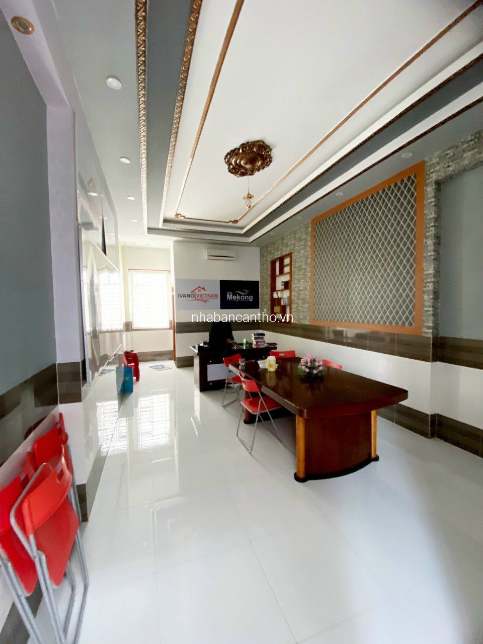 NHÀ 2 LẦU MẶT TIỀN LỘ 15M KDC HÀNG BÀNG•••LH 0931.0000.94 BÌNH