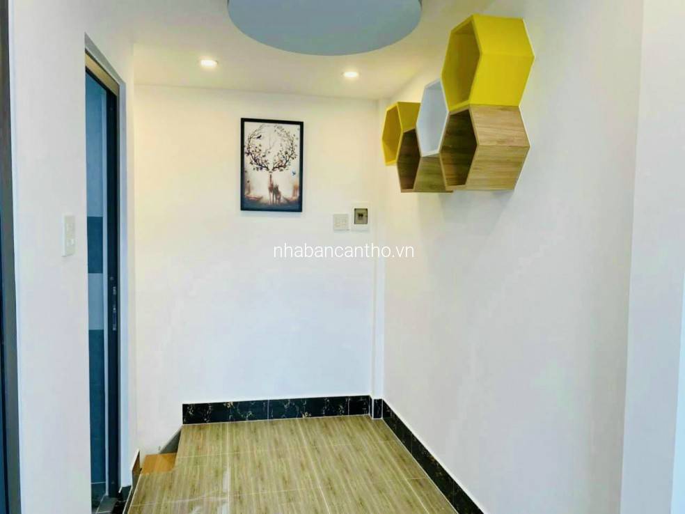 NHÀ GIÁ RẺ NHÁNH HẺM 6 BÙI THỊ XUÂN