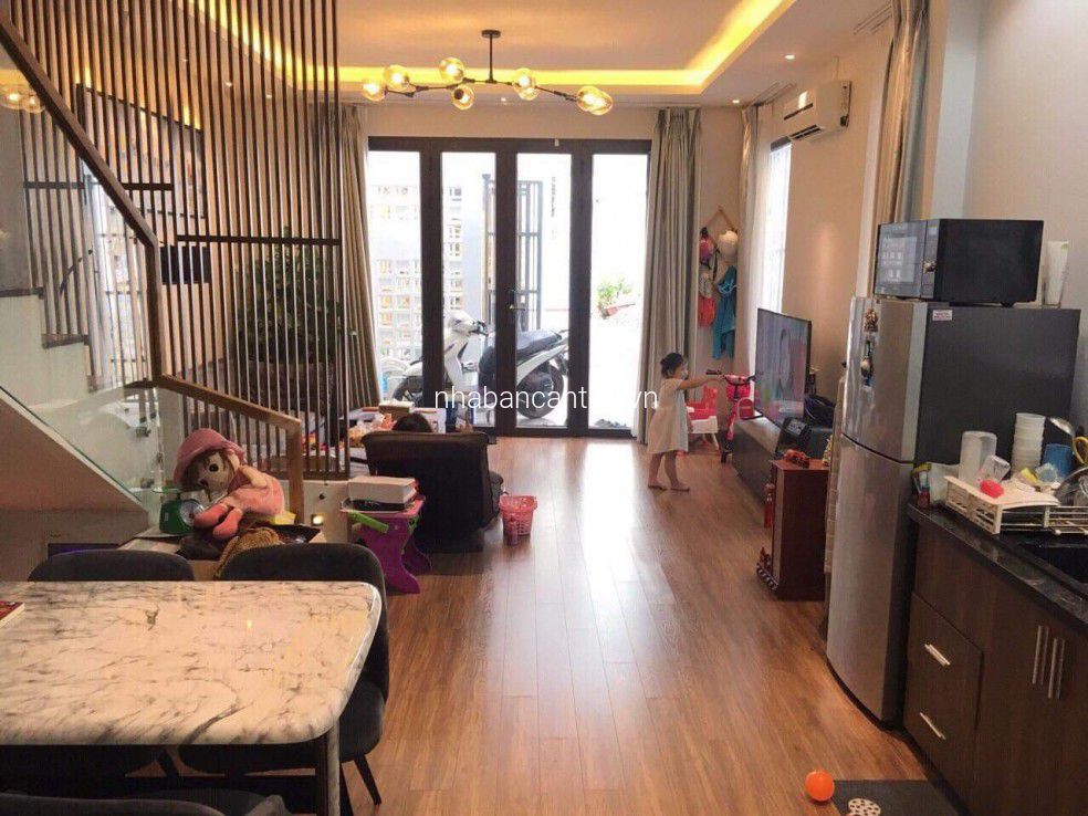 SIÊU PHẨM GÓC 2MT HẺM LT 3-4 NGUYỄN VĂN CỪ ND. LH 0931000094 GẶP BÌNH