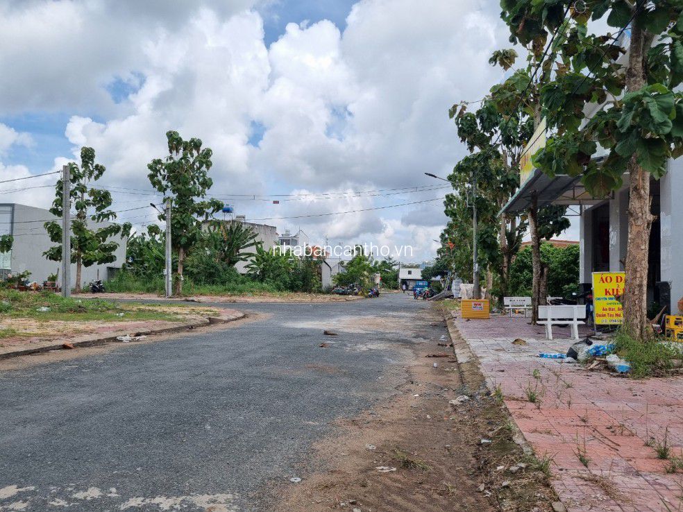 Nền góc đường số 6 và đường số 8 khu dân cư thương mại Phong Điền