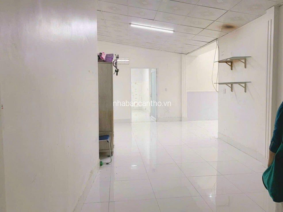 Cho thuê nhà hẻm 72 nguyễn thị minh khai 4,2x20