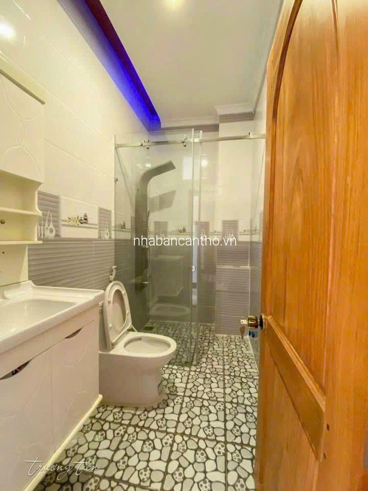 Bán 2 căn nhà 1 trệt 2 KDC Đại Học Y Dược, An Khánh, Ninh Kiều, TP Cần Thơ