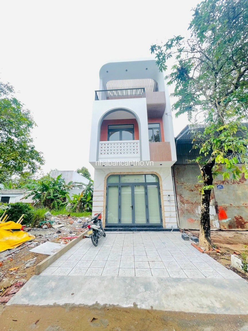 Nhà 1 trệt 2 lầu đường D14 kdc Hồng loan - DT: 5x17