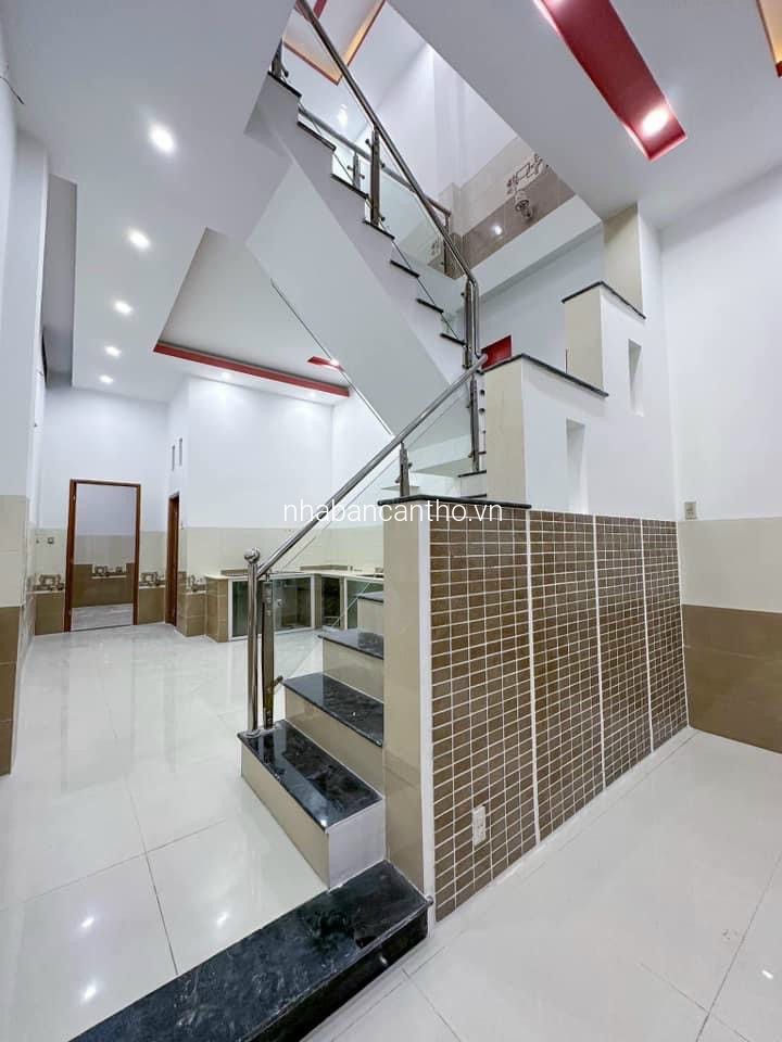 BÁN NHÀ 1 TRỆT 1 LẦU MỚI HẺM 98 ĐƯỜNG TRẦN HƯNG ĐẠO GIÁ 2 TỶ 890