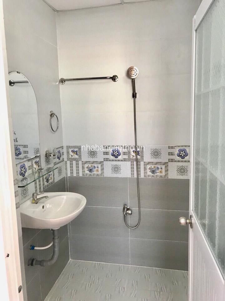 NHÀ 1 TRỆT 1 LẦU TRỤC CHÍNH HẺM LIÊN TỔ 3-4, Đ. NGUYỄN VĂN CỪ, P. AN KHÁNH, Q. NINH KIỀU.