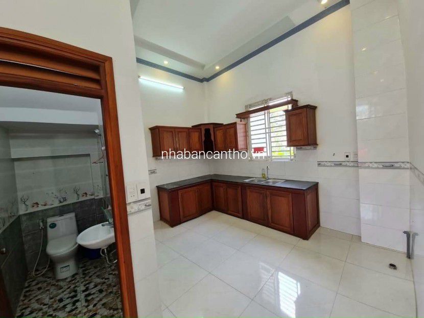 Nhà lầu đẹp, lộ xe hơi, nhánh hẻm cuối đường Phạm Ngũ Lão, Q. Ninh Kiều, Cần Thơ