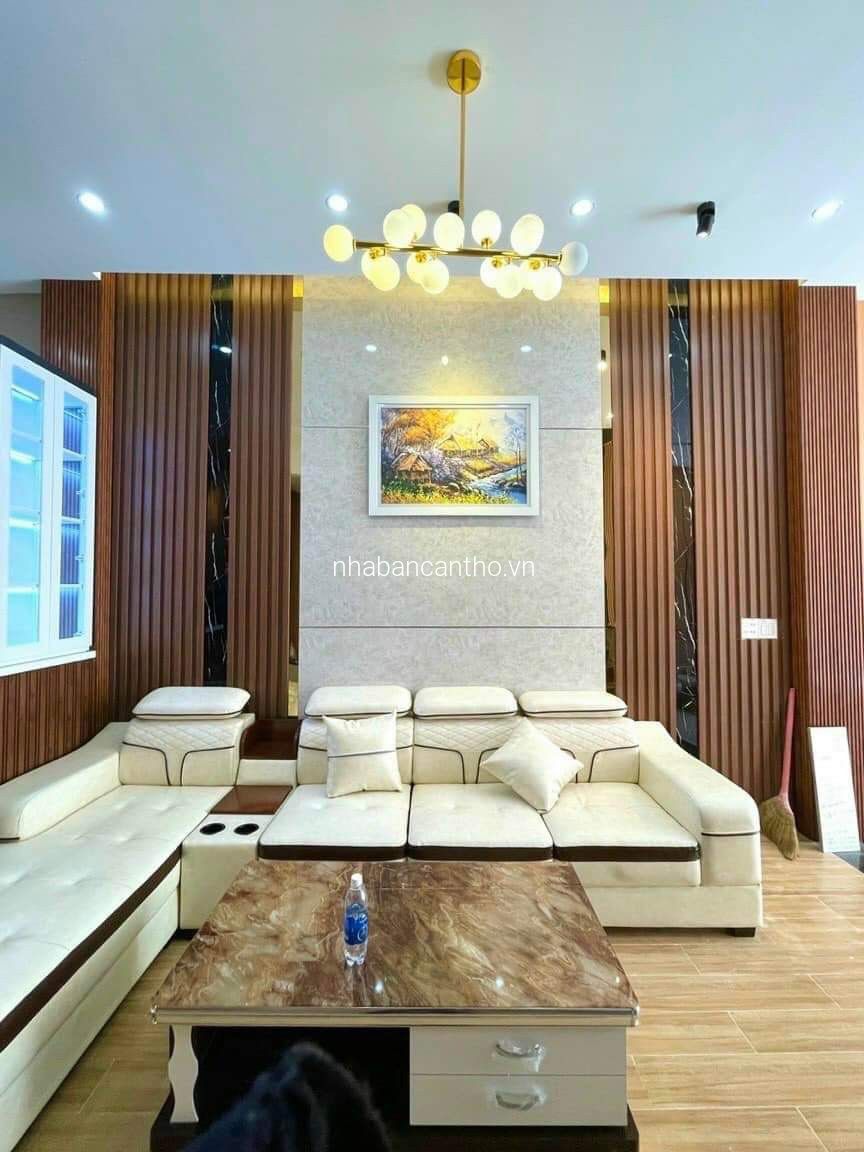 Bán nhà Mặt tiền mới đẹp - Trần Nam Phú (gần Bờ Hồ Bún Xáng), Tp. Cần Thơ