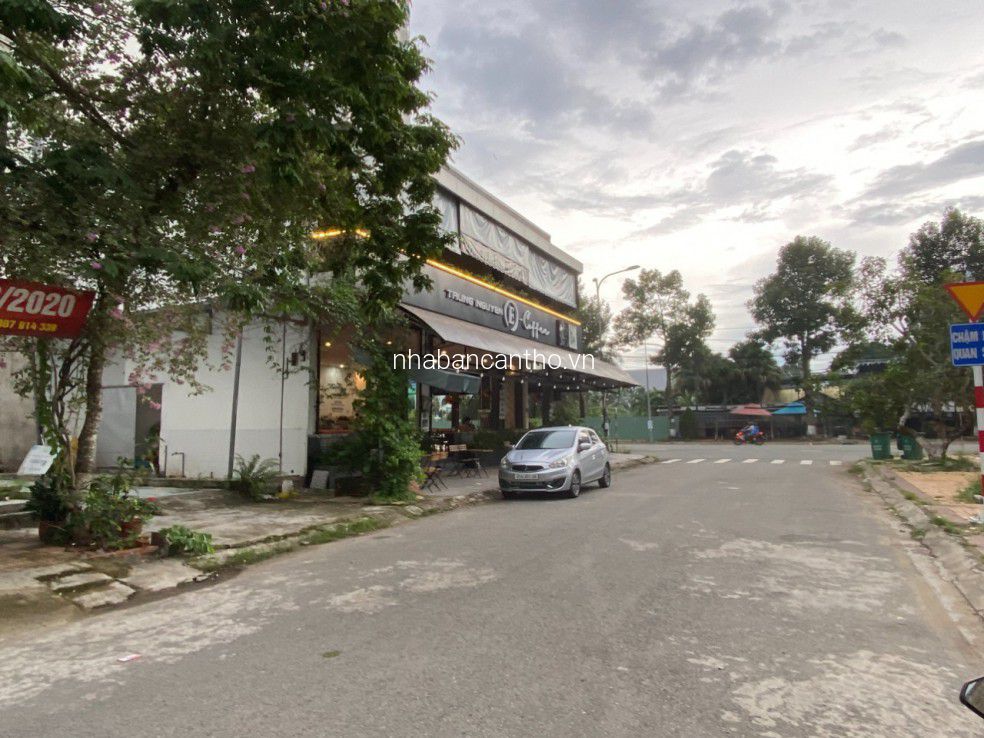 Bán nền đang có nhà tiền chế ngay sau showroom xe Peugeot khu vực phường hưng phú, quận cái răng, tp cần thơ 