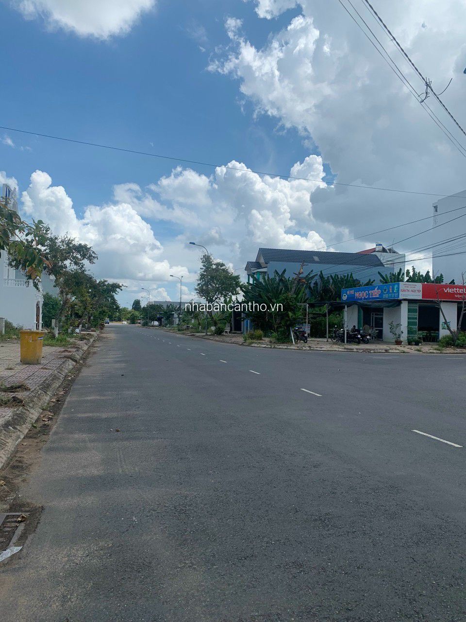 Bán nền đẹp không vướng nằm trên trục thông ra quốc lộ 1A cái răng, cần thơ