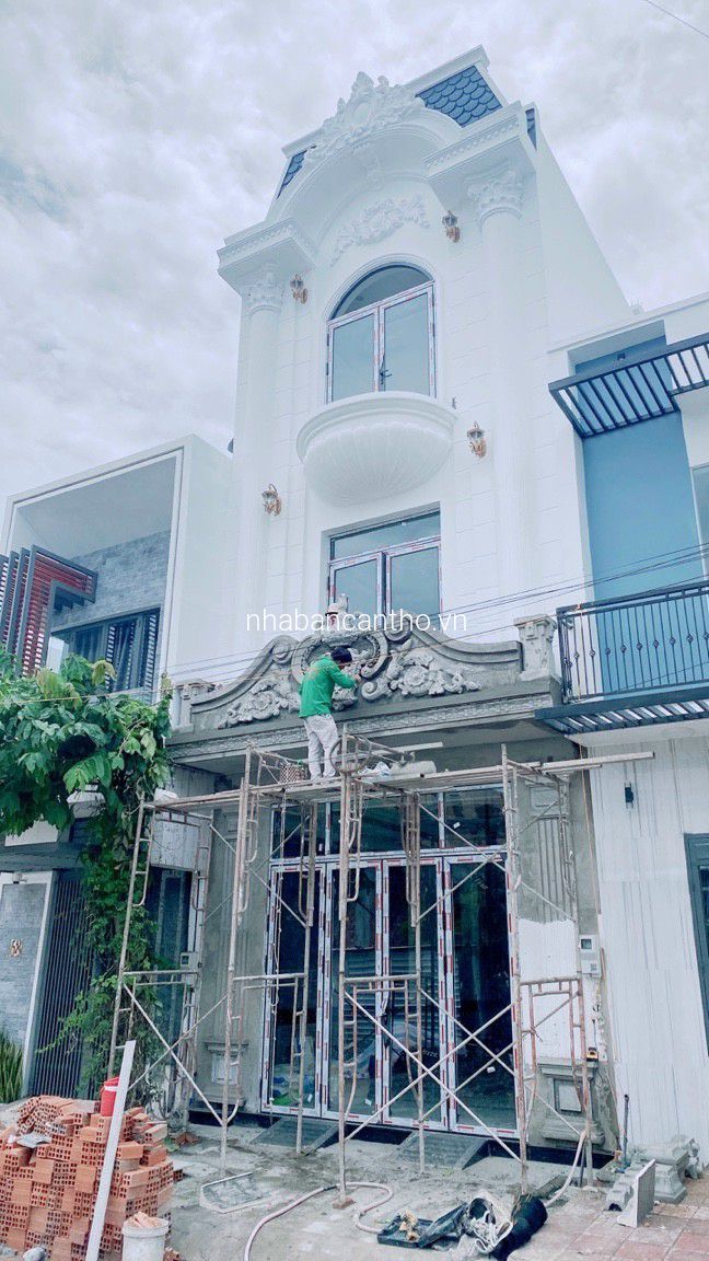 Bán nhà mới xây một trệt hai lầu thiết kế hiện đại tân cổ điển khu vực cái răng giá dưới 5 tỷ 