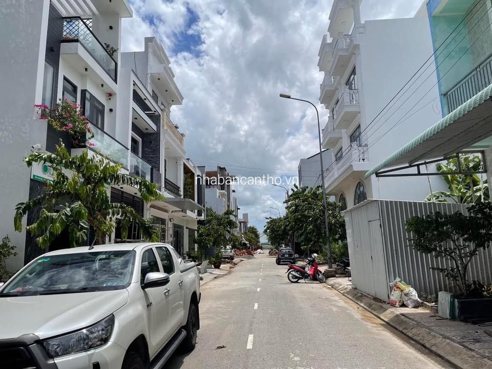 Bán nền siêu đẹp không vướng cống tụ điện cột điện ngay khu dân cư tiềm năng 