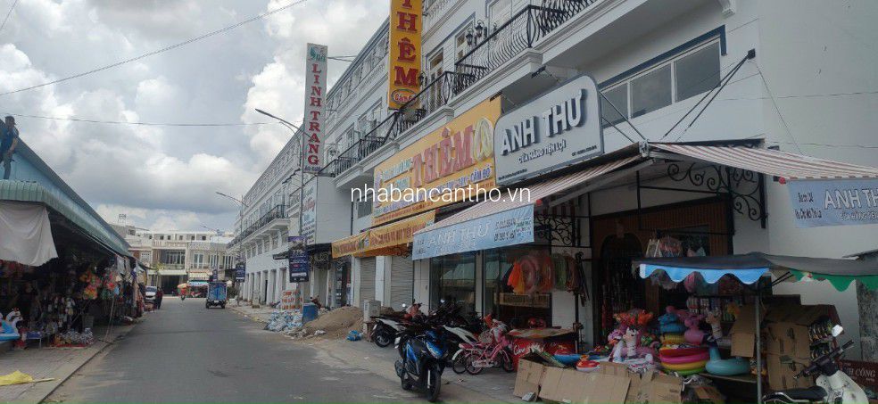 Bán nhà 2 tầng mặt tiền chợ 2 Thới Lai, thuận tiện vừa ở vừa kinh doanh