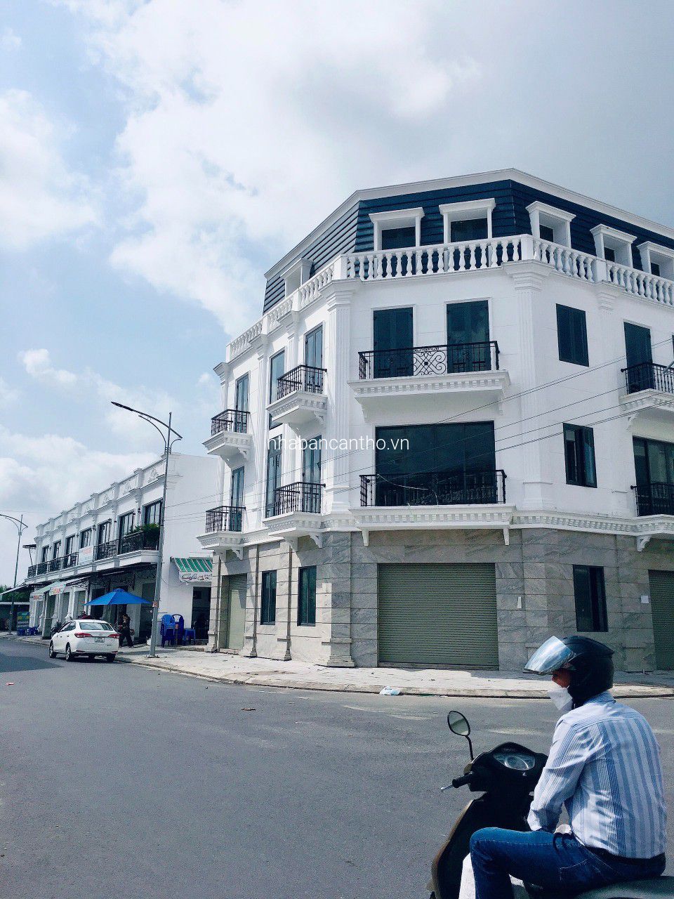 Bán nhà ngay chợ mặt tiền kinh doanh