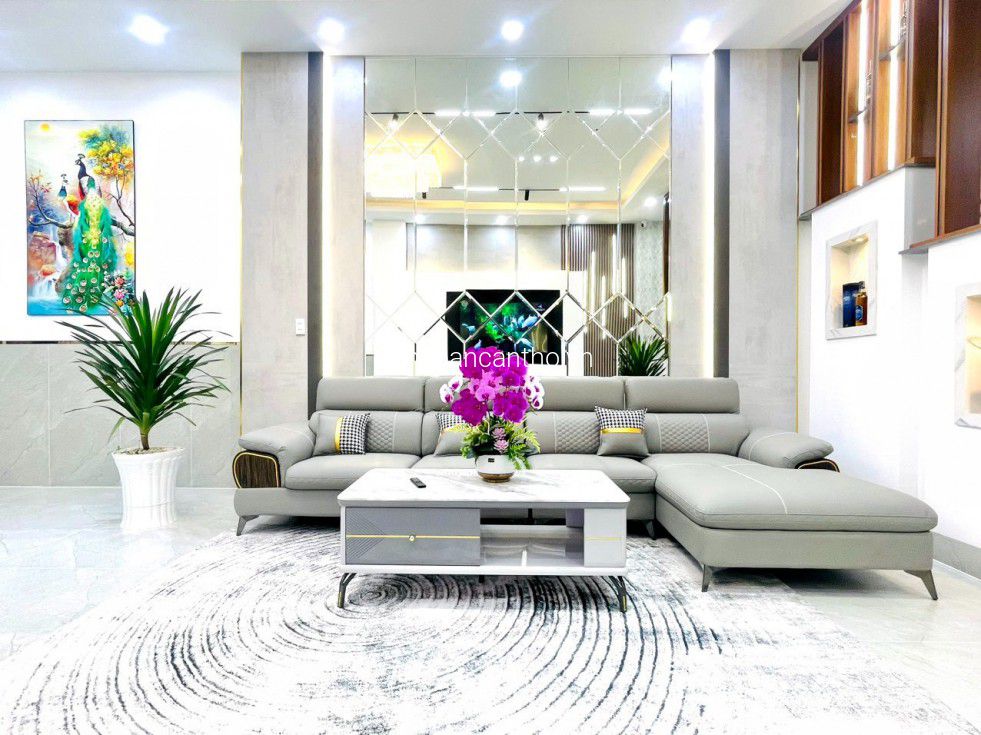 NHÀ CHỈ DÀNH CHO KHÁCH HÀNG V.I.P TẠI KDC HỒNG LOAN ĐỐI DIỆN CẦU TRẦN HOÀNG NA CHUẨN BỊ THÔNG XE