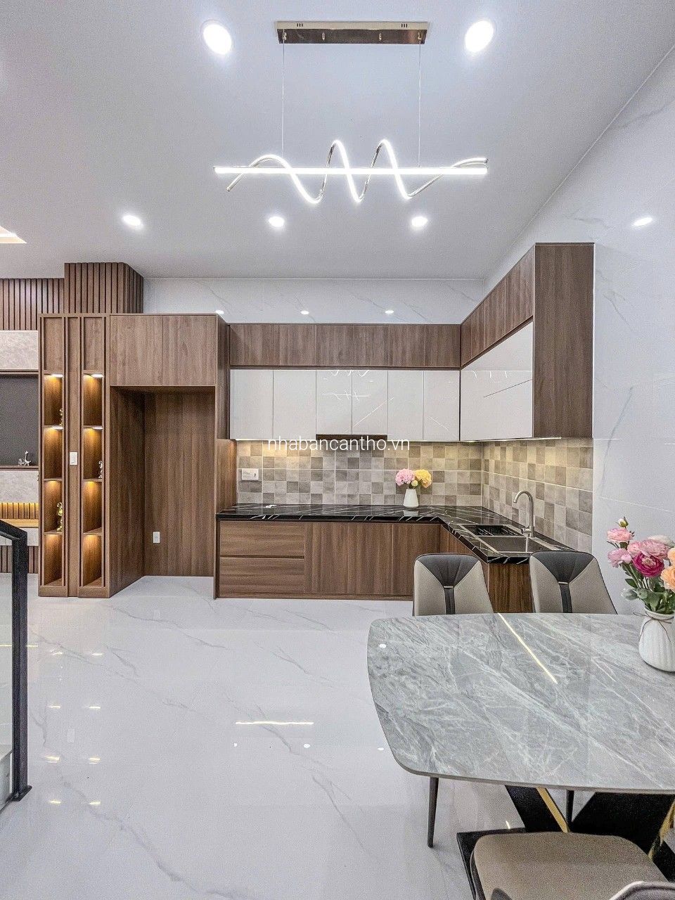 NHÀ MỚI XÂY KHU VHTĐ - CÓ PHÒNG NGỦ TẦNG TRỆT