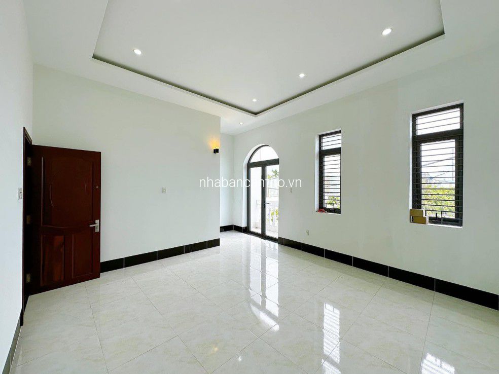 NHÀ 2 MẶT TIỀN MỚI XÂY GẦN TRẠM THU PHÍ SỐ 10 CÁI RĂNG - GIÁ CỰC TỐT