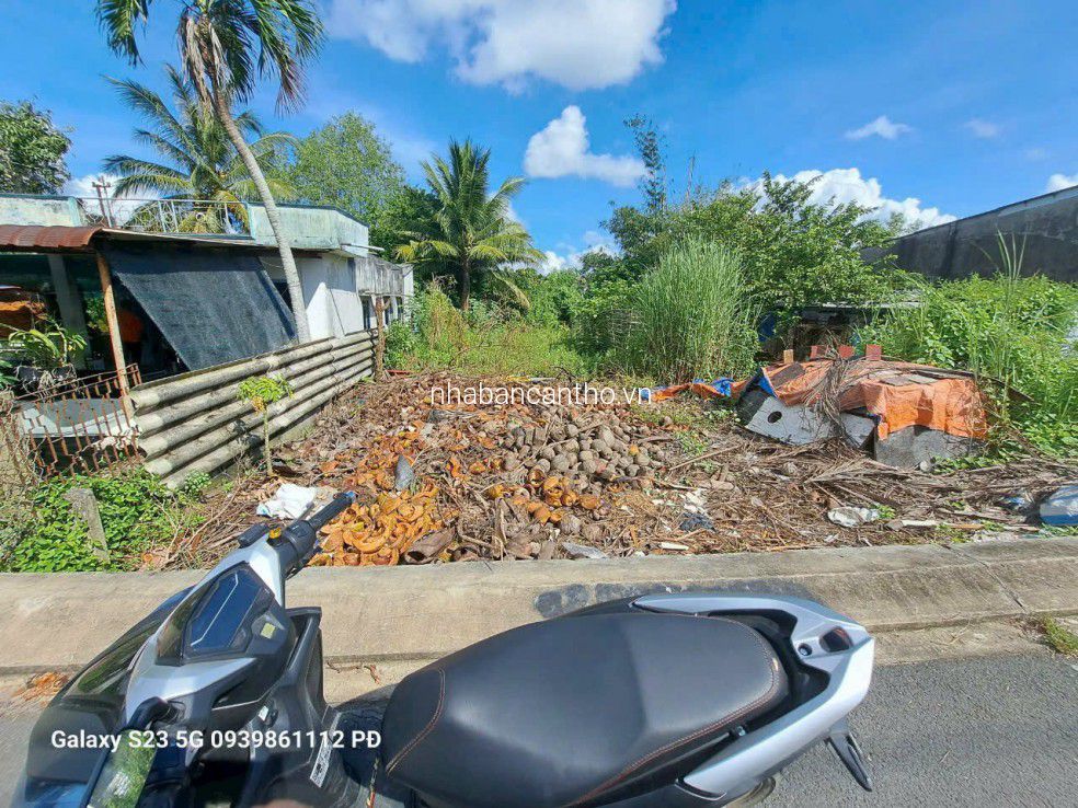 bán gấp nền mặt tiền đường Lê Thị Hồng Gấm trà an