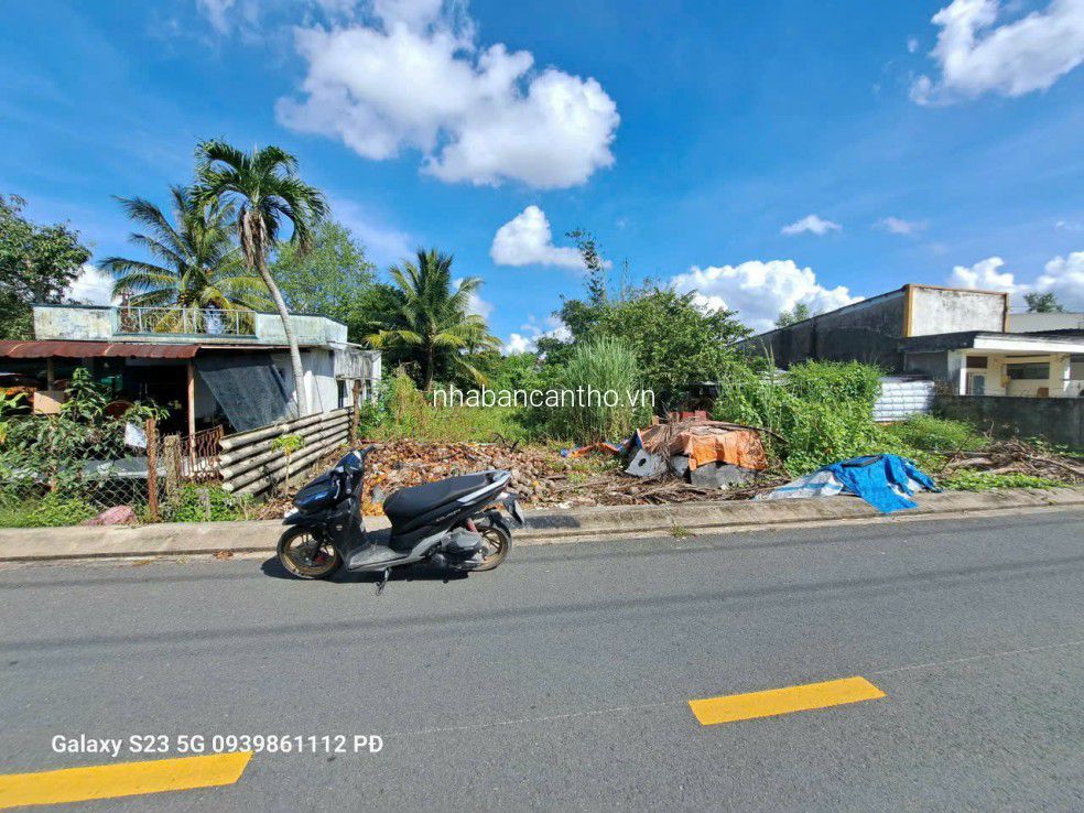 bán gấp nền mặt tiền đường Lê Thị Hồng Gấm trà an