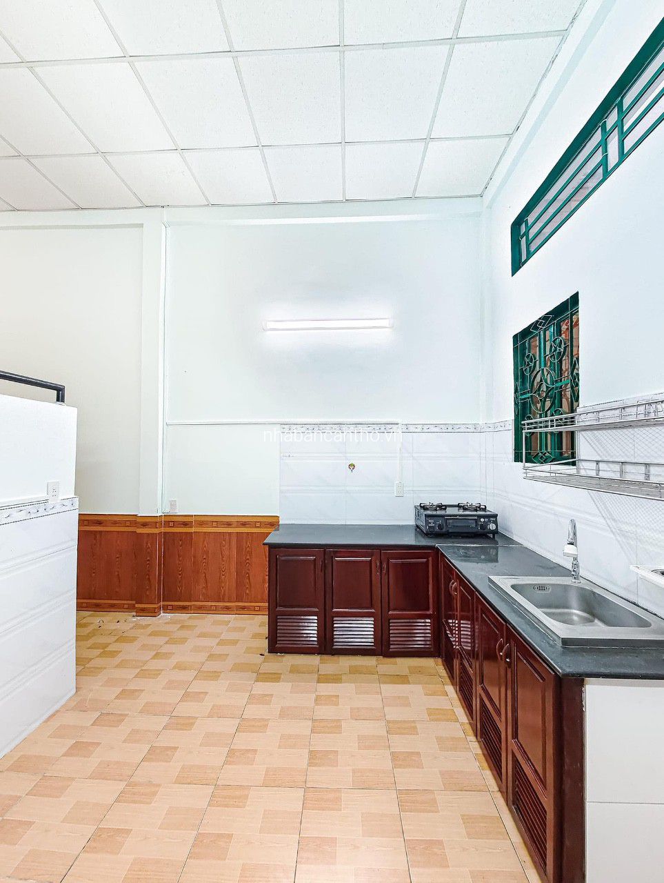 NHÀ MẶT TIỀN HẺM 188 ĐƯỜNG VÀO CÔNG AN GIAO THÔNG QUẬN NINH KIỀU