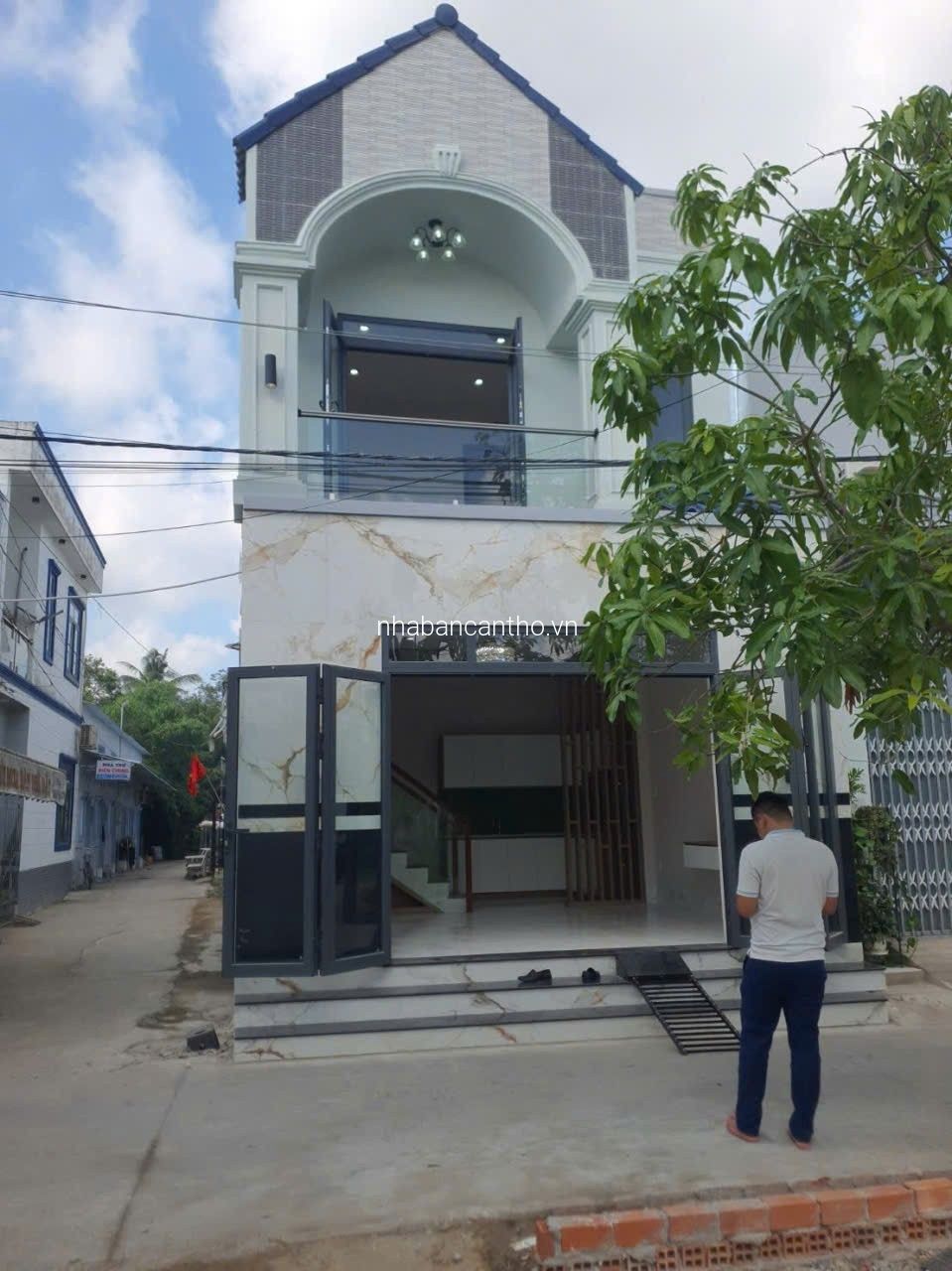 BÁN Nhà Mới 100% 1trệt 1lầu GÓC 2MẶT TIỀN LỘ Ô TÔ VI VU tp Cần Thơ